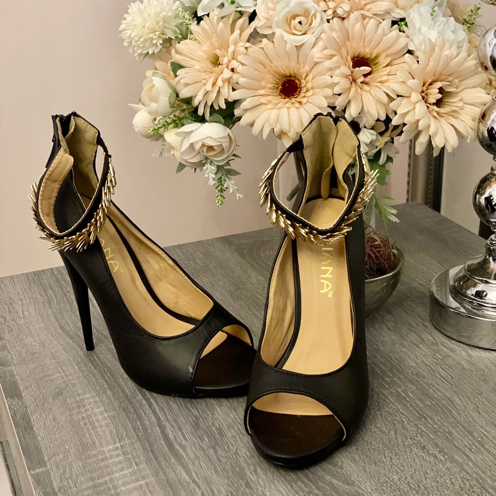 Classy & sexy stiletto | vintage inspired details!